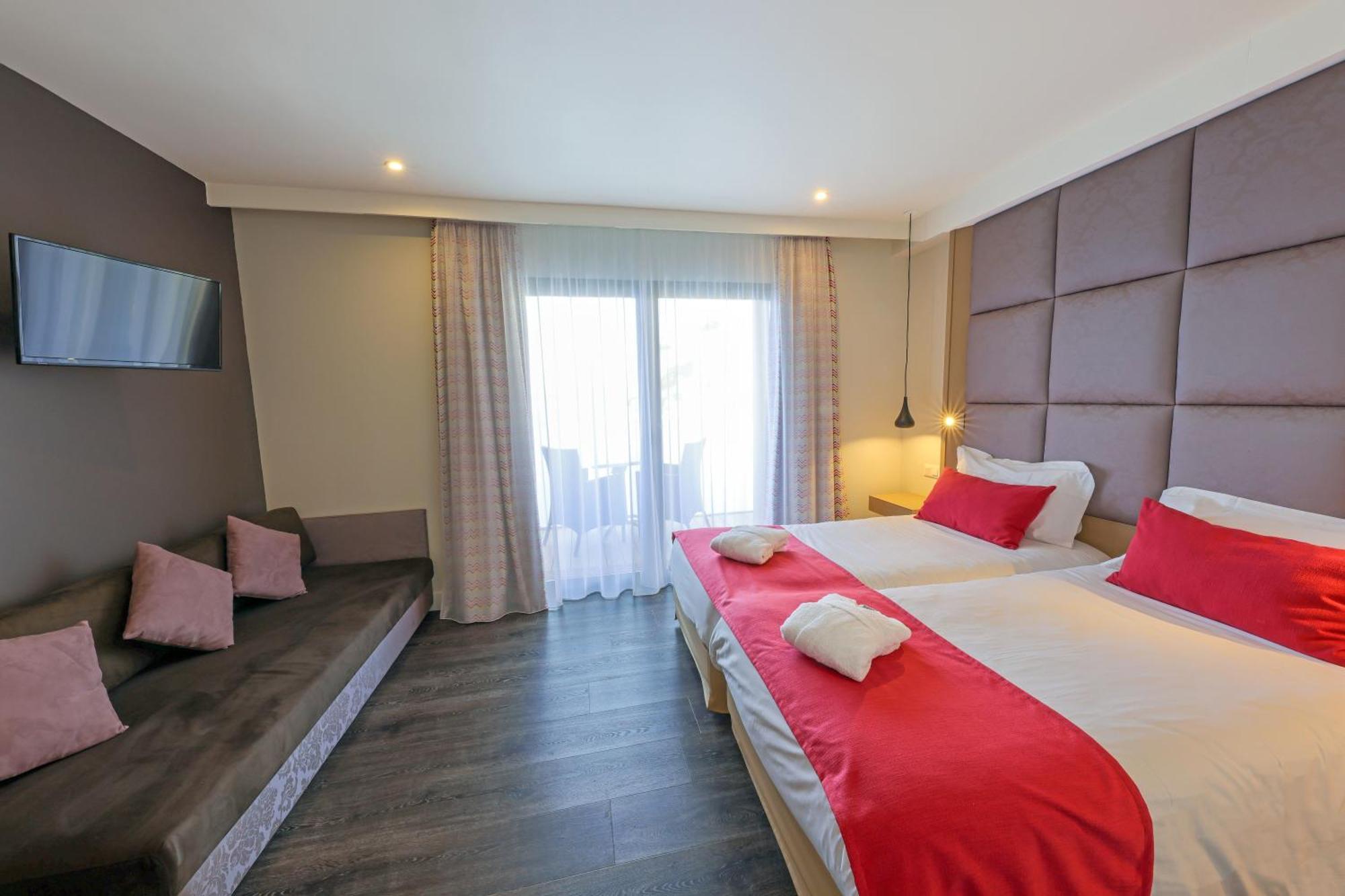 Hotel Saint Christophe Καλβί Εξωτερικό φωτογραφία