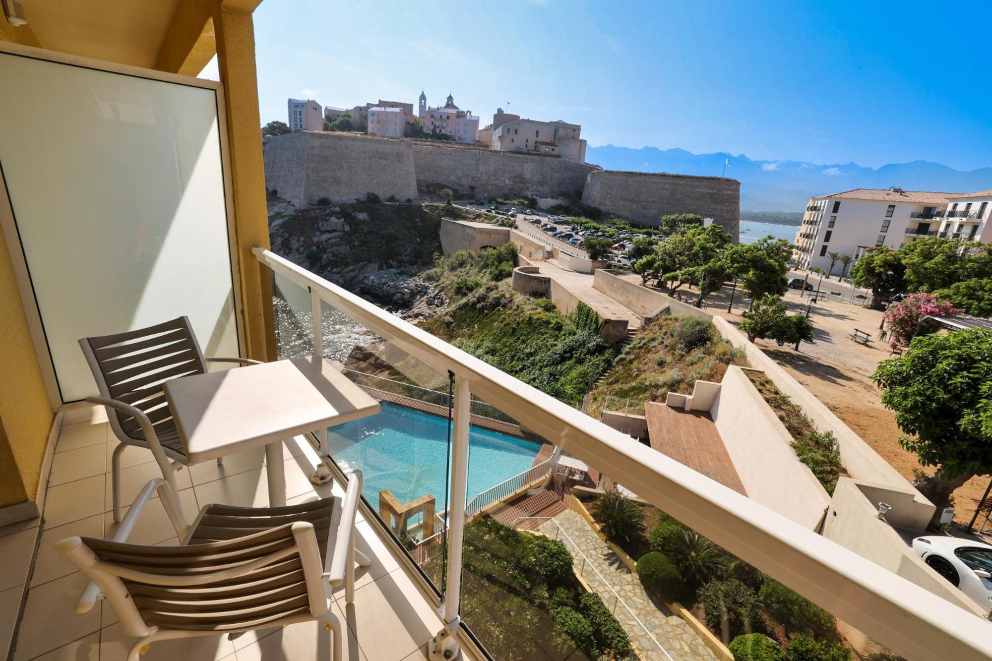 Hotel Saint Christophe Καλβί Εξωτερικό φωτογραφία